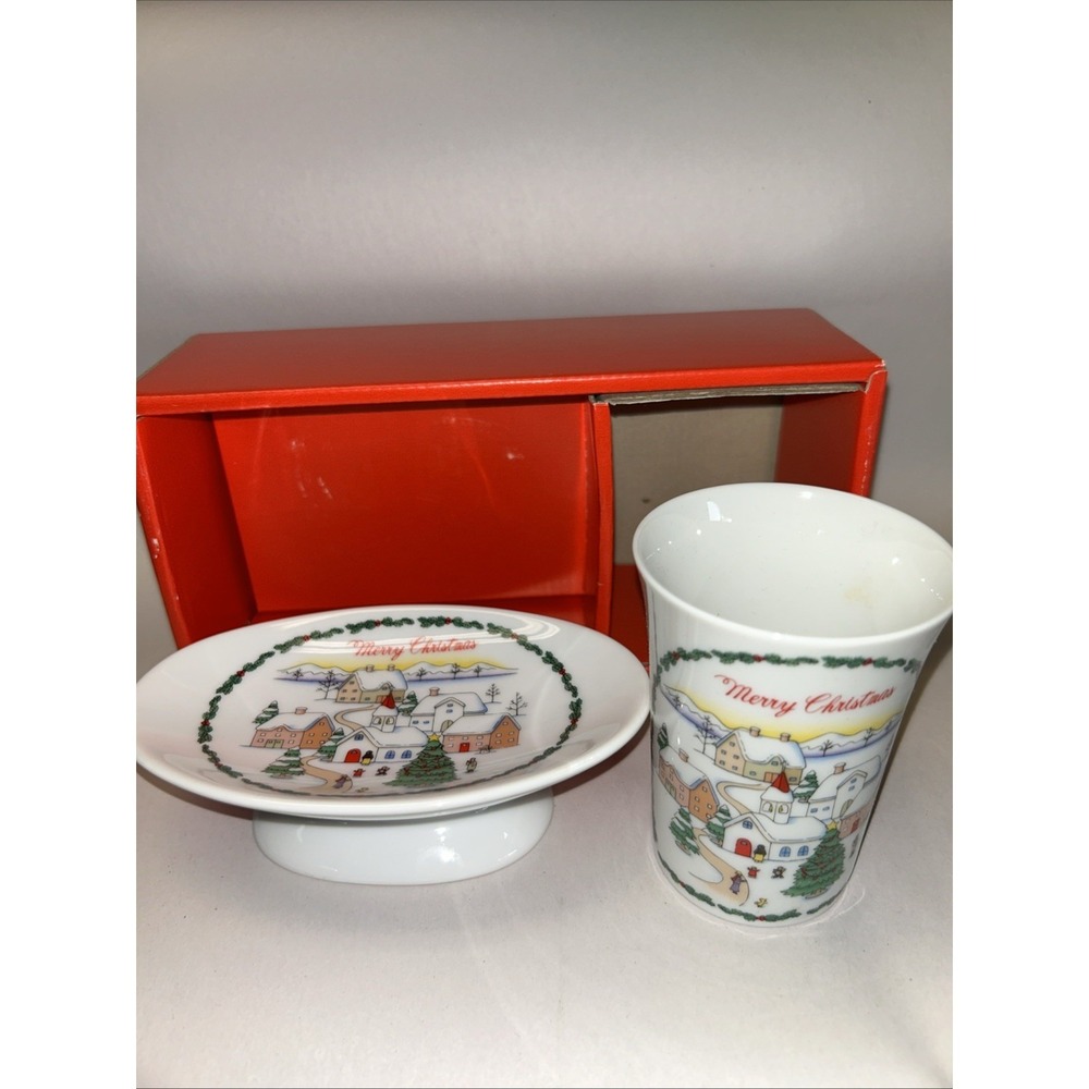 VTG Vanity Bathroom Set Soap Dish Tumbler Glass Christmas Scene Porcelain Japan